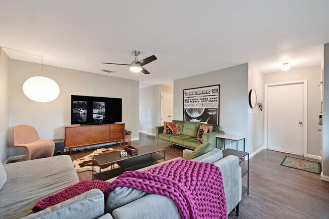 Foto del edificio - 212 W Garrett Run