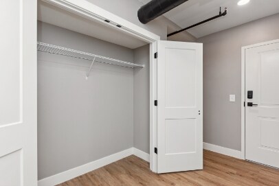 Foto del edificio - 6011 Madison Rd