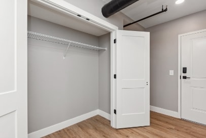 Photo - 6011 Madison Rd Apartment