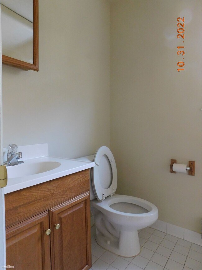 Foto del edificio - 1 br, 1 bath Condo - 9600 2nd Bay St Apt 4