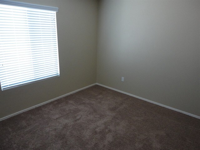 Foto del edificio - 1521 S 122nd Ave