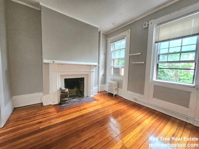 Building Photo - 2 Champney Pl