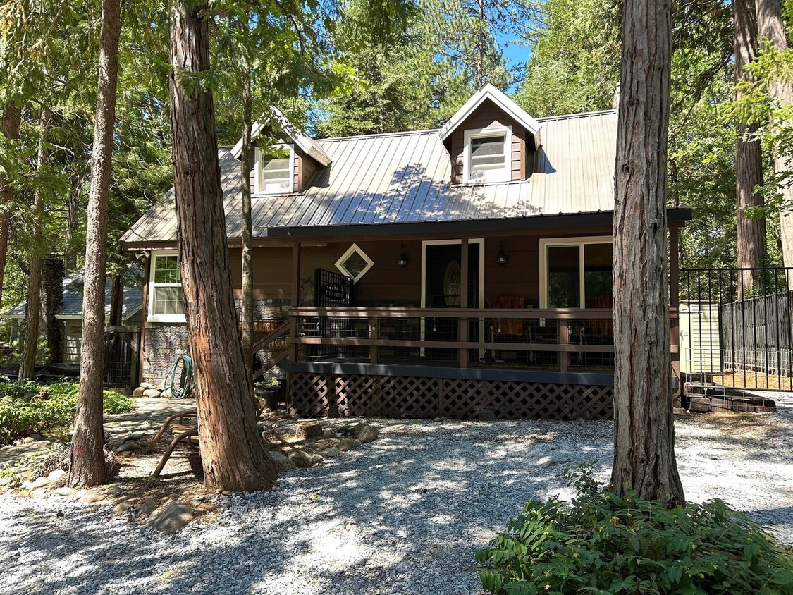 Primary Photo - 23136 Oak View Dr