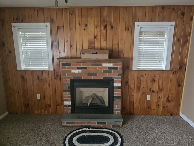 Foto del edificio - 1084 Yale Farm Rd