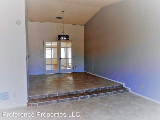 Building Photo - 3 br, 2 bath House - 3366 Trevino Dr.