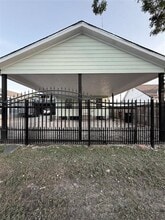 Building Photo - 2518 1/2 Ivy St