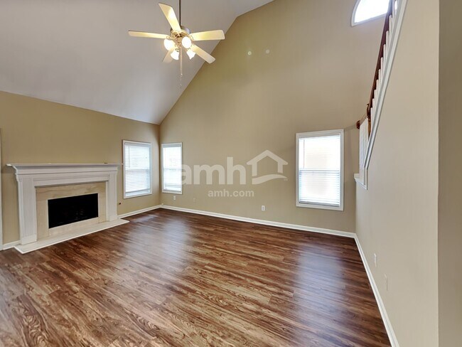 Building Photo - 801 Glenns Farm Way