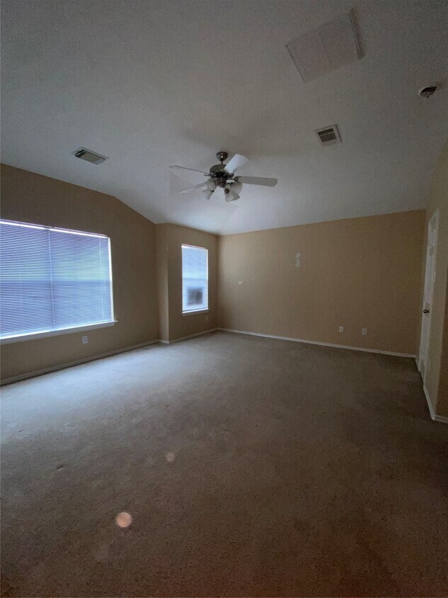 Foto del edificio - 2831 Hackamore Hollow Ln