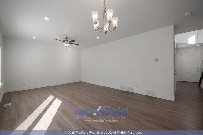 Building Photo - 4BD 3.5BTH 2GAR Home in Eagle Mountain