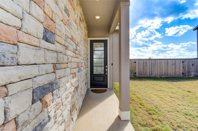 Foto del edificio - 21255 Doubtful Cyn Dr