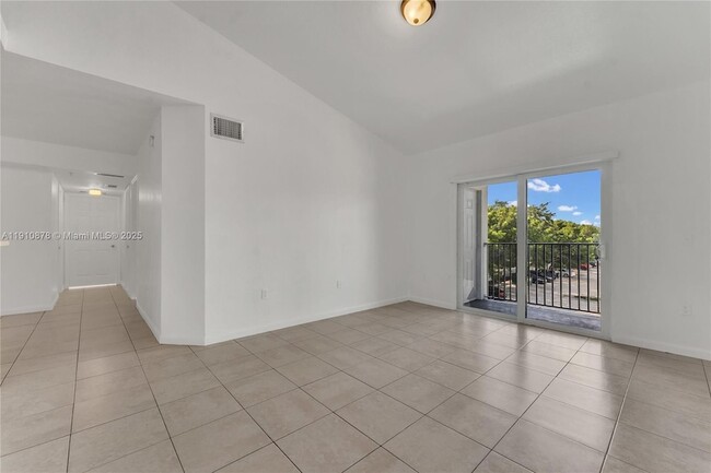 Building Photo - 15400 SW 284th St