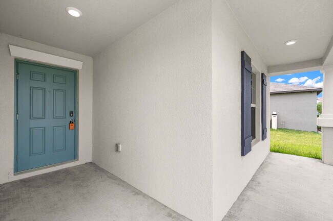 Photo - LIKE NEW Home for Rent in Creek Preserve!