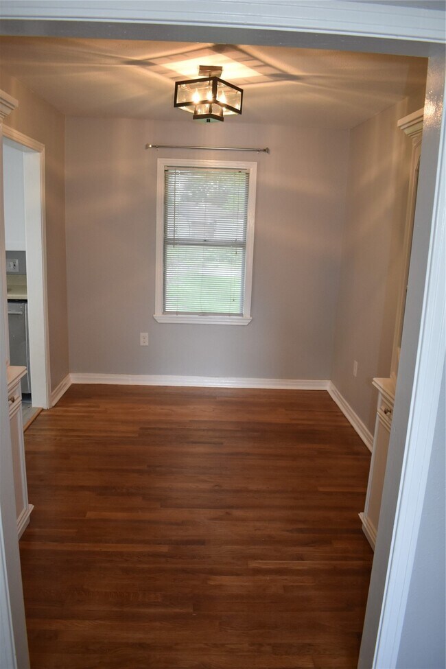 Foto del edificio - 904 Wisconsin St