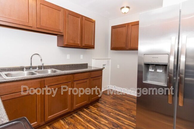 Foto del edificio - 1712 Tunnel Blvd