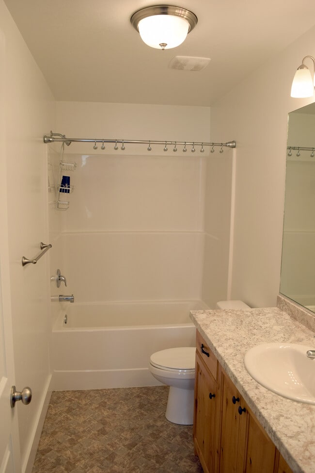 Building Photo - 266 S 1150 W