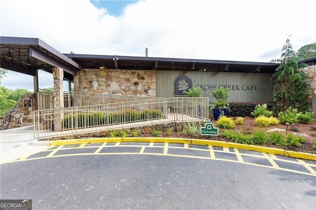 Foto del edificio - 82 Montre Square NW