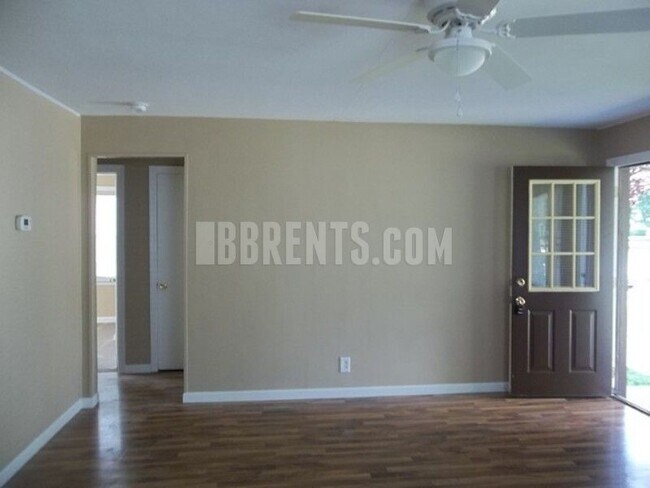 Foto del edificio - 925 Allen Ave