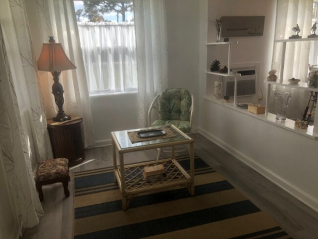 Foto del edificio - 6910 Miami Dr