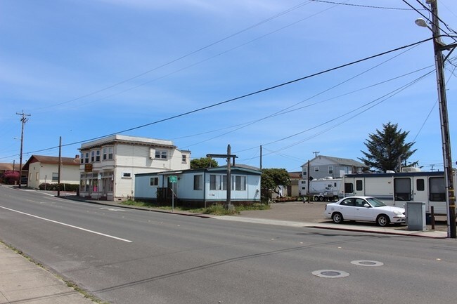 Foto del edificio - 536 E Oak St