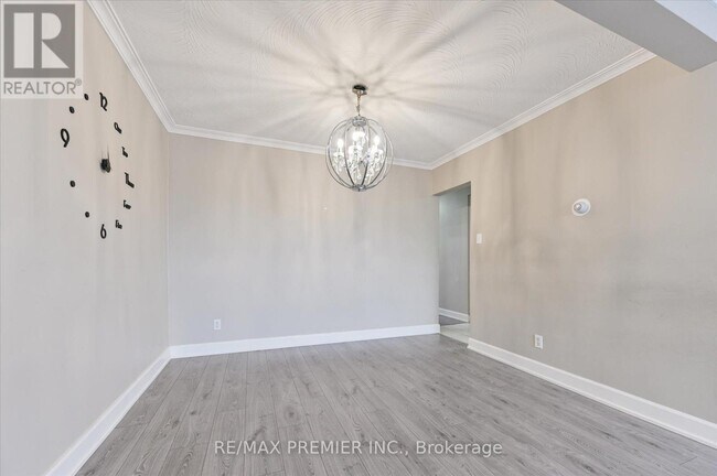 Photo du bâtiment - 319 Wilmington Ave