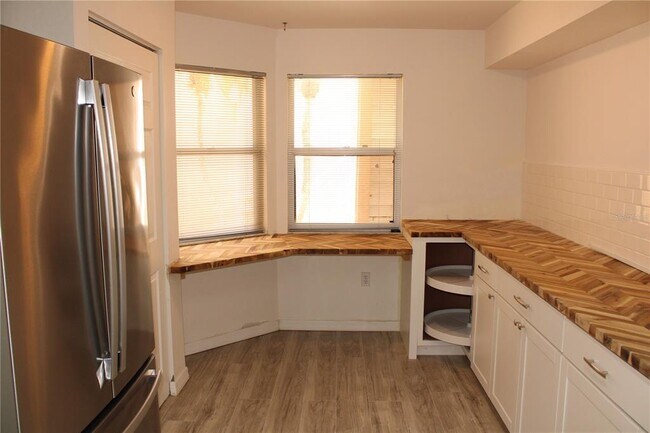 Foto del edificio - 2602 Waterford Way