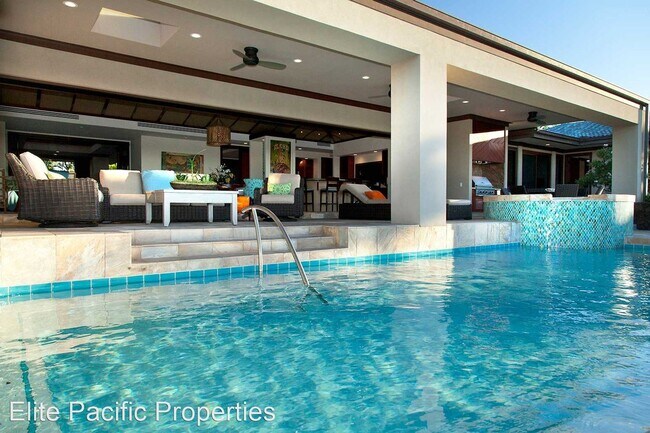 Foto del edificio - 4 br, 3.5 bath House - 68-133 W. Pukaua Pl.