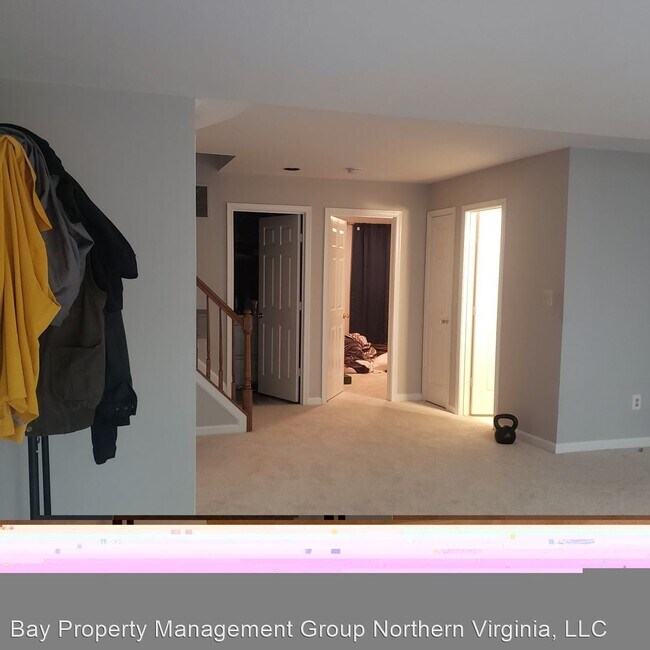 Building Photo - 4 br, 3.5 bath House - 5109 WOODFIELD DRIVE