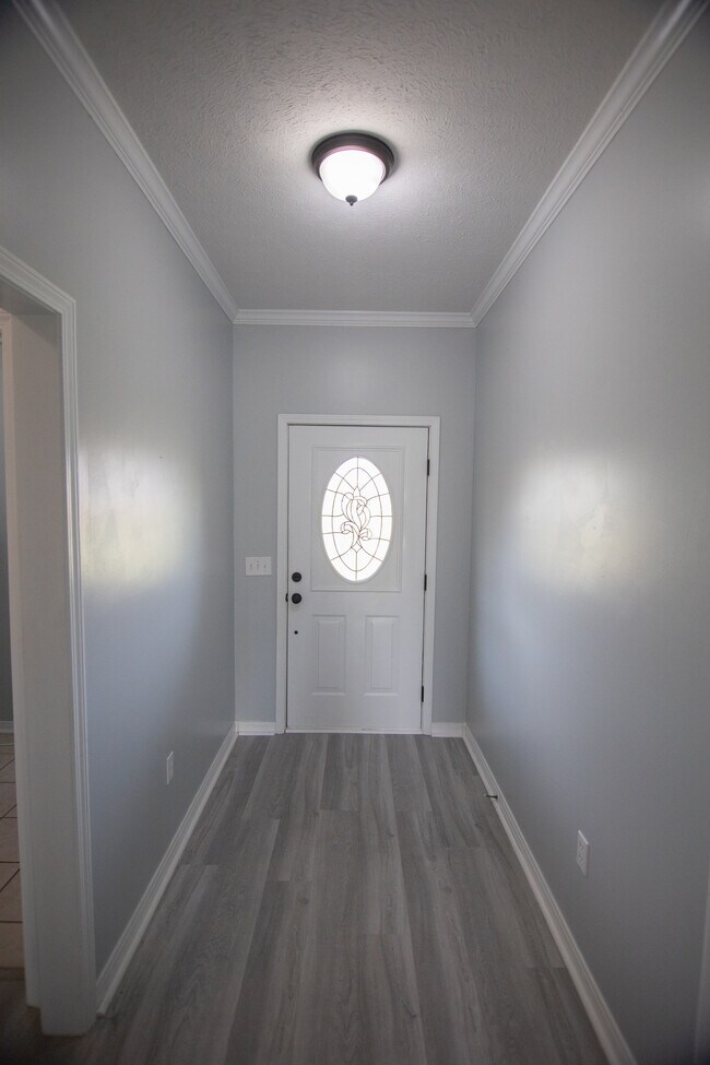 Entrada - 106 Hanover Cove