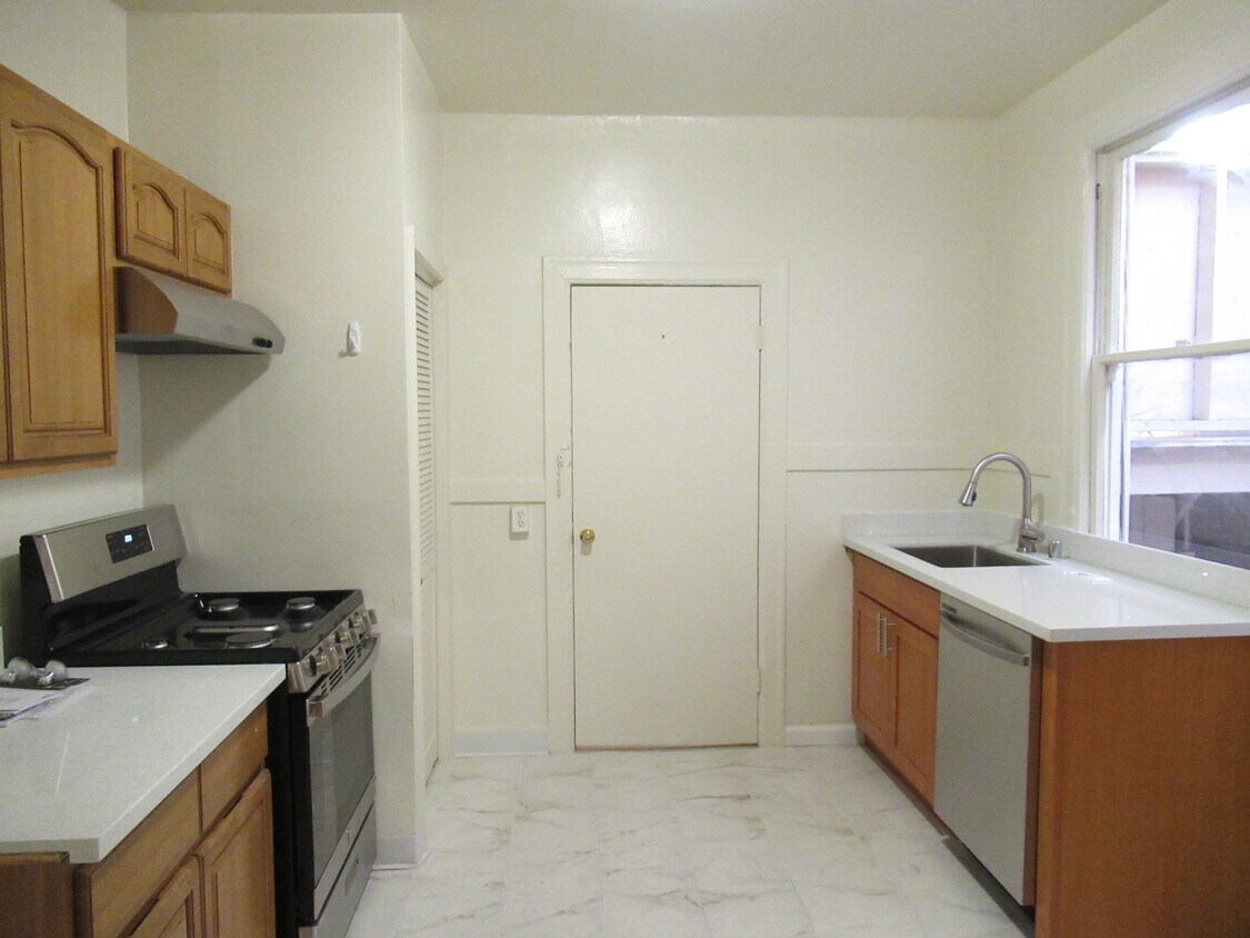 Foto principal - 900 Florida St