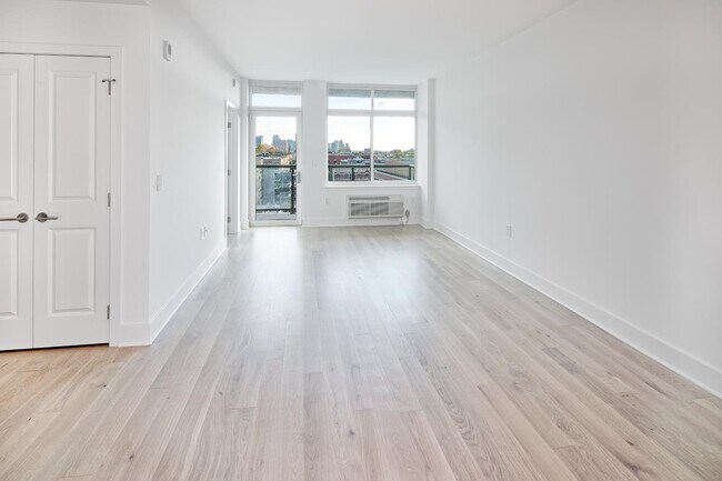 Foto del edificio - 1400 Hudson St