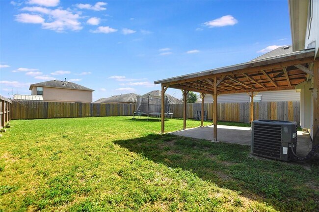 Building Photo - 1811 Adobe Falls Dr