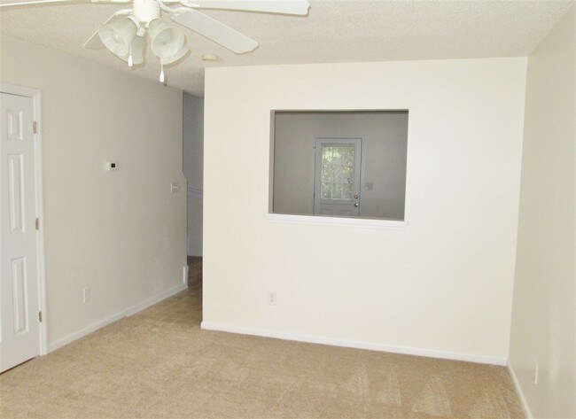Building Photo - 334 Bracken Pl