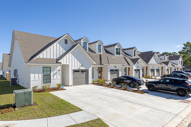 Foto del edificio - Oak Grove Townhomes