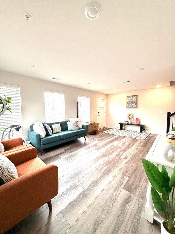 Foto del edificio - 11470 St Luke Dr