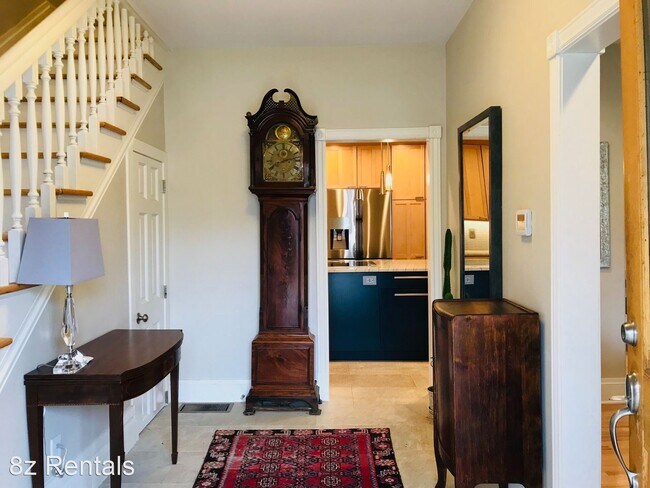 Building Photo - 4 br, 2 bath House - 2456 8th Street #B