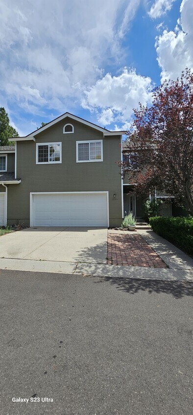 Foto principal - 2184 S Linmar Ct