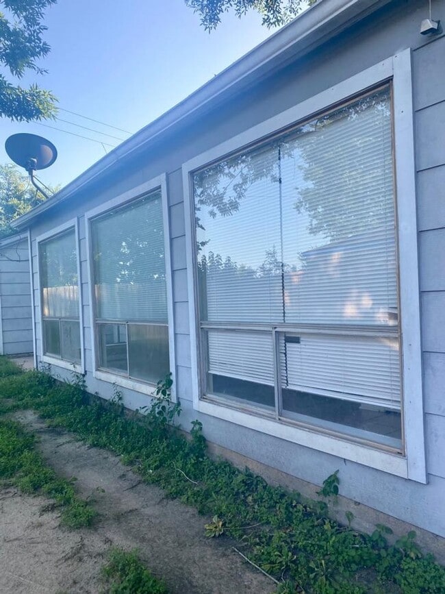 Building Photo - 13027 Bacard Ln