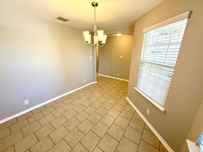 Building Photo - **APPLICATION RECEIVED** AVAILABLE NOW! Tw...