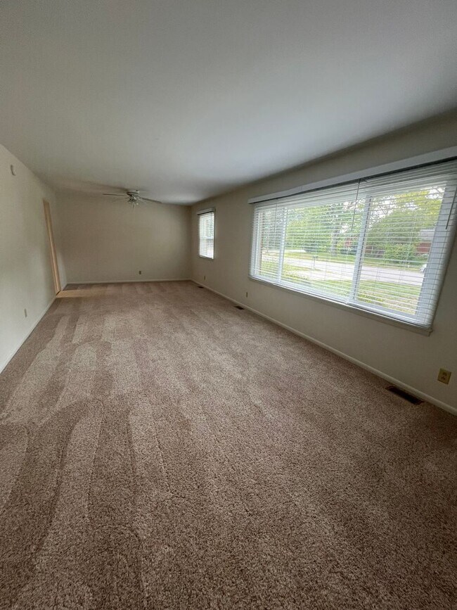 Foto del edificio - Cozy 3 BR Home in Convenient Location