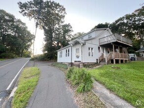 Building Photo - 1 Pratte Ln