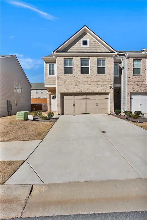 Building Photo - 2240 Mulsanne Dr