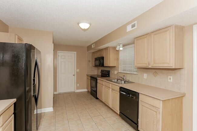 Foto del edificio - 10404 Wilson Glen Dr