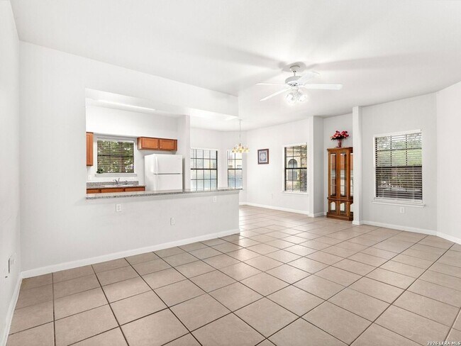 Foto del edificio - 6160 Eckhert Rd