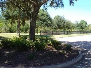 Building Photo - 734 Memorial Mews St