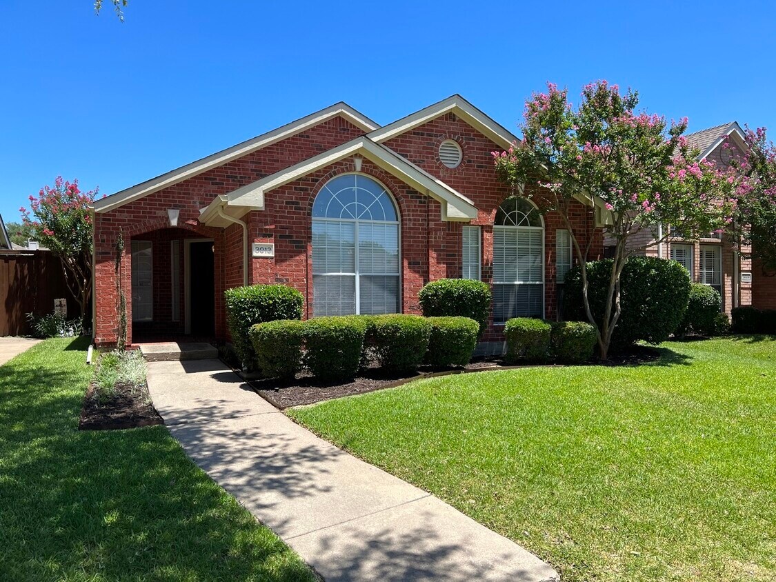 3013 Foxhollow Dr, Plano, TX 75023 House for Rent in Plano, TX