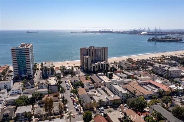 Primary Photo - 1750 E Ocean Blvd