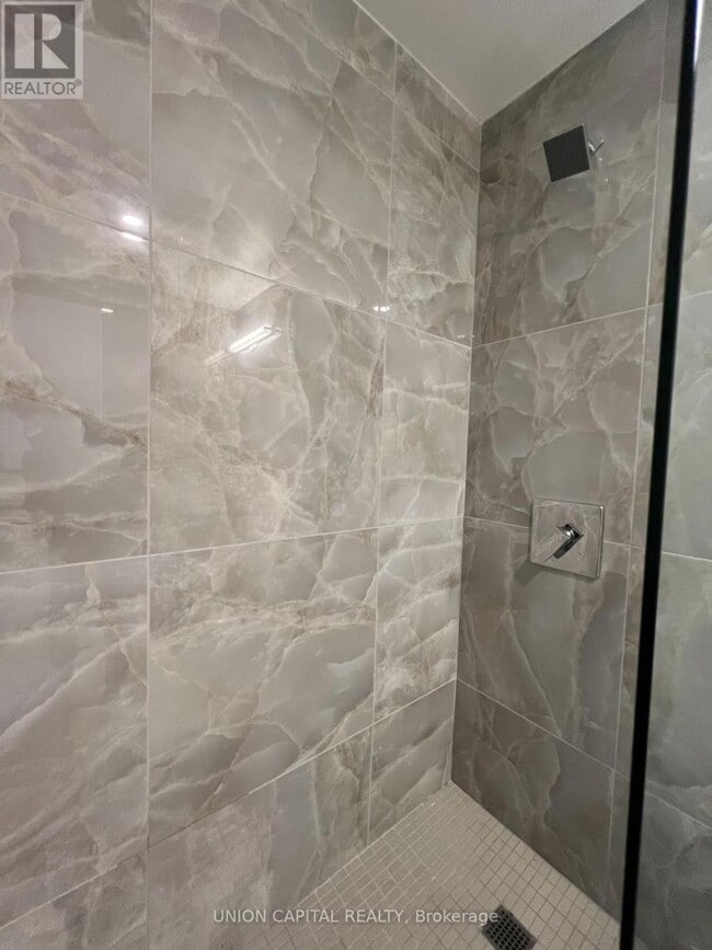 Building Photo - 195 McCaul St