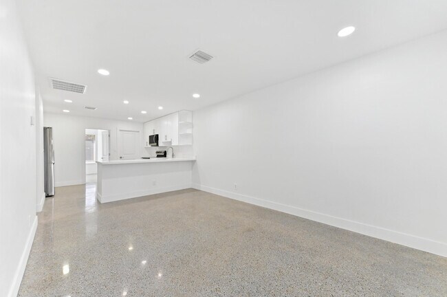Foto del edificio - 2541 NW 64th Terrace