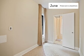 Building Photo - Room in Shared 3 bed/2 bath home