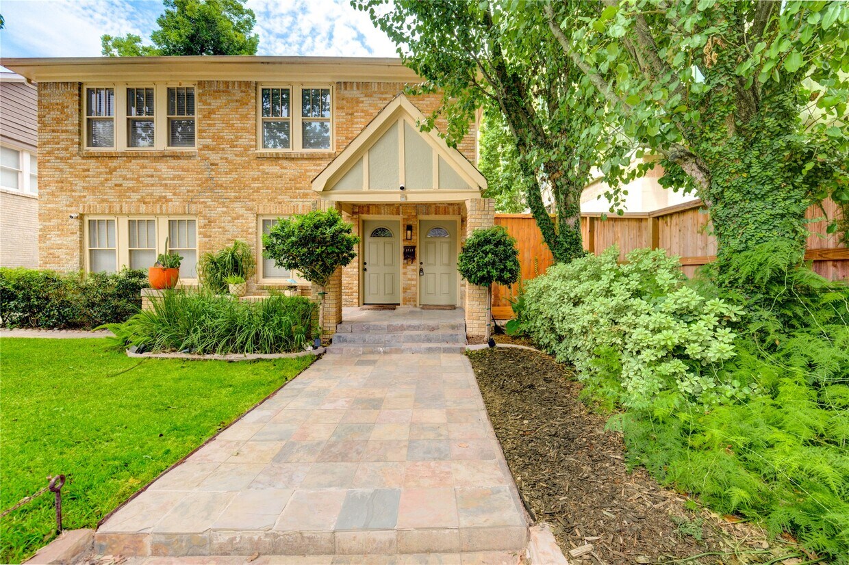Foto principal - 2620 Peckham St
